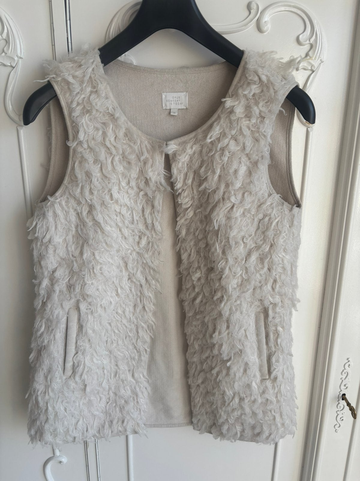 Nieuwstaat off white fake fur bont bodywarmer gilet OPUS 36, Ophalen of Verzenden, Zo goed als nieuw, Maat 36 (S), Overige kleuren