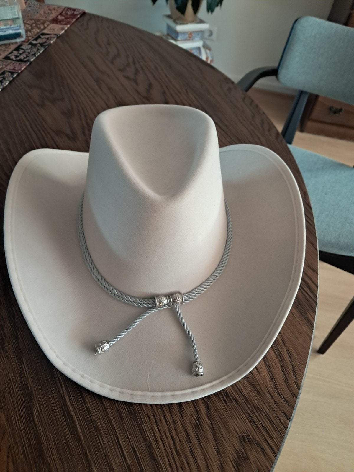Mooie, zware kwaliteit beige cowboy hoed - Nooit gedragen, Kleding | Dames, Hoeden en Petten, Ophalen, Nieuw, One size fits all