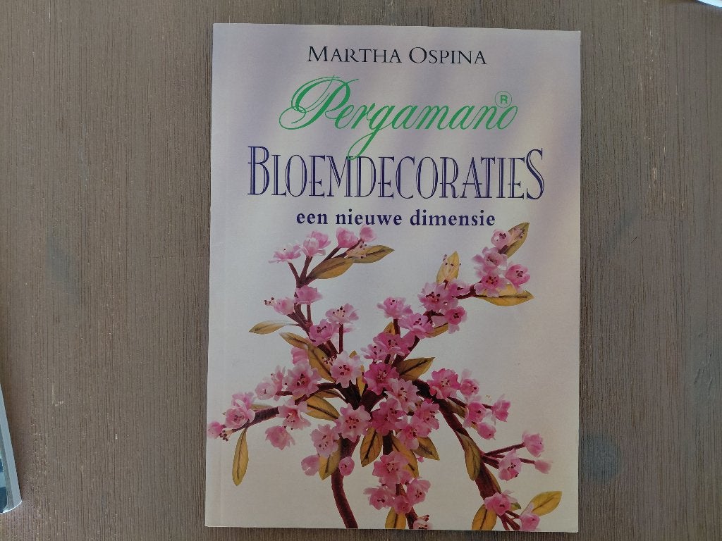 Pergamano, Bloemdecoraties, nieuwe dimensie, Martha Ospina, Verzenden, Zo goed als nieuw, Knutselboek