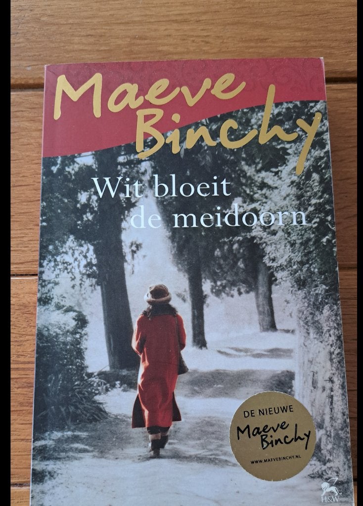 Wit bloeit de meidoorn door Maeve Binchy, Ophalen of Verzenden
