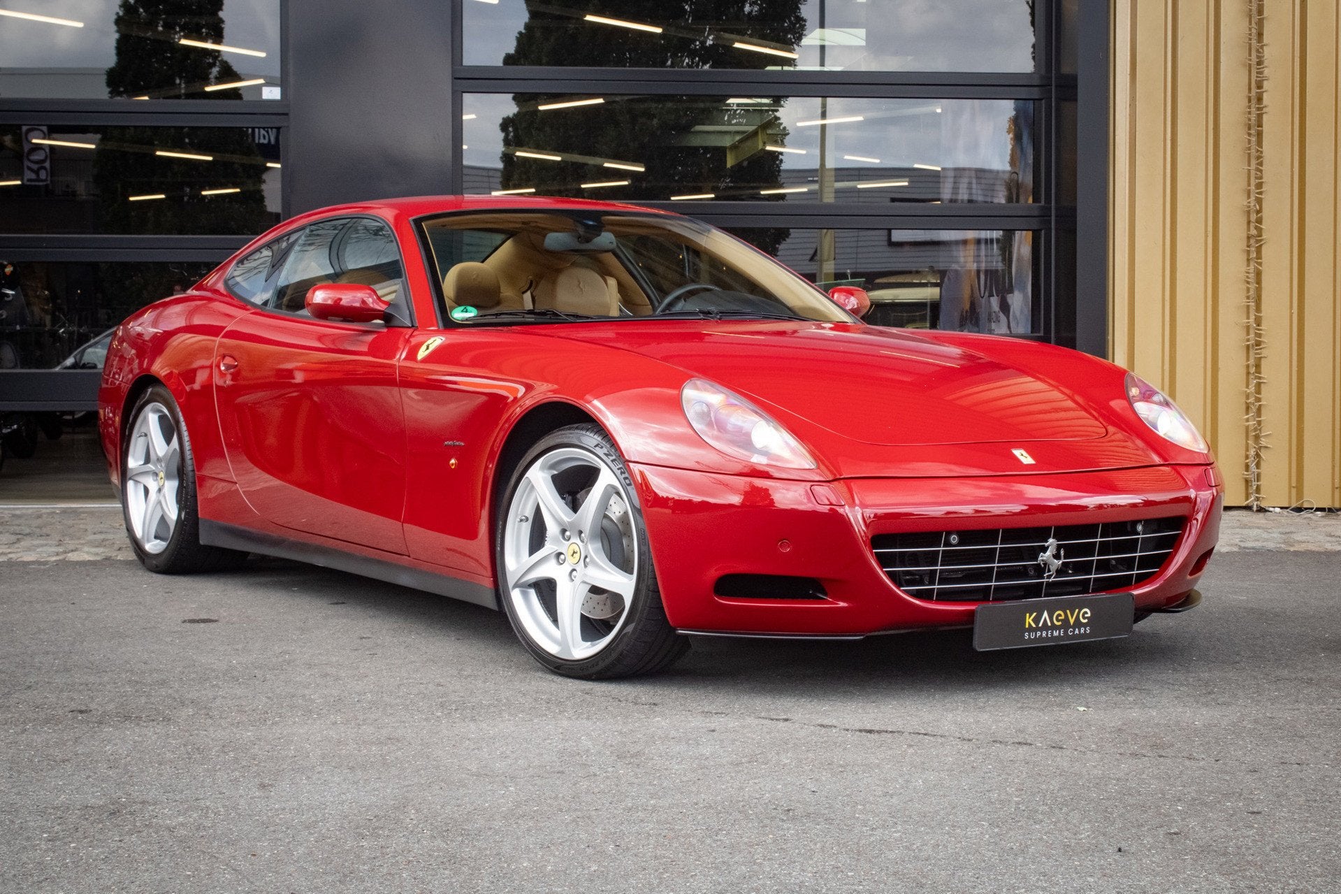 Ferrari 612 Scaglietti F1 | Rosso Mugello | Dealer maintaine, Auto's, Dealer onderhouden, Achterwielaandrijving, Gebruikt, 4 stoelen