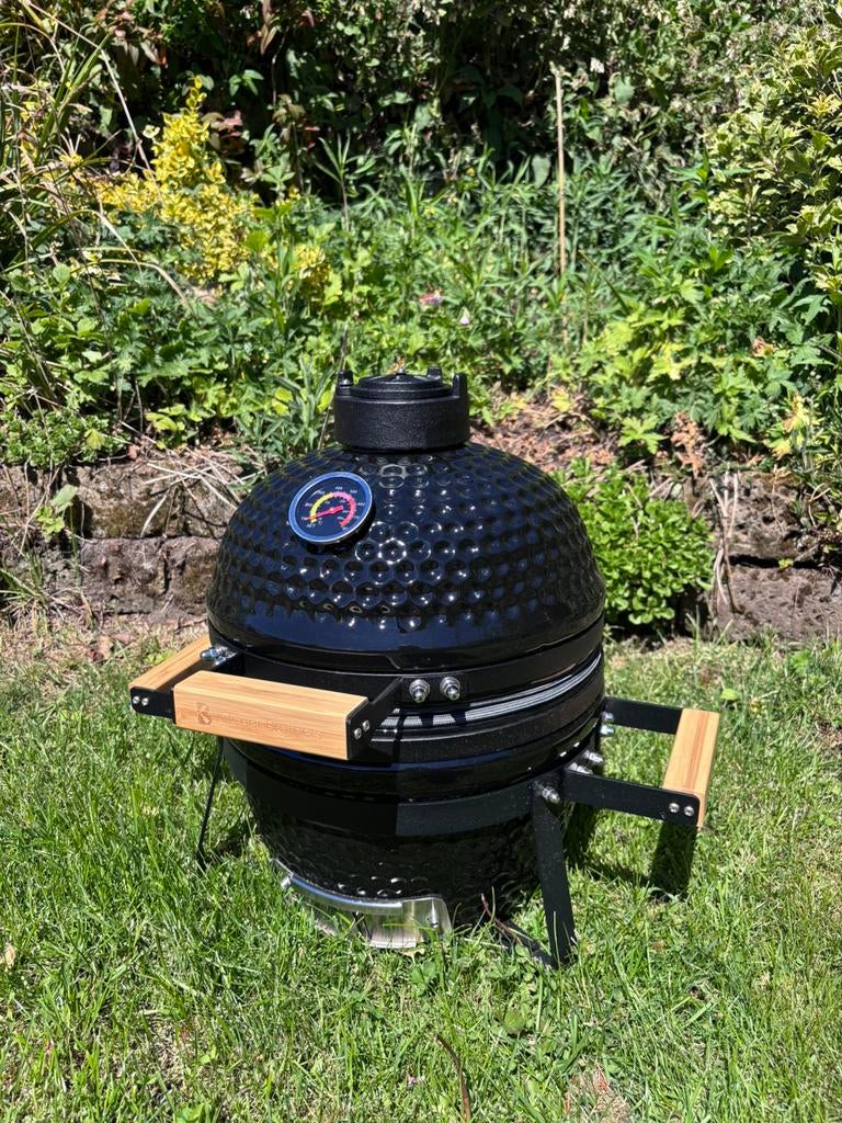 Mini Kamado BBQ  zwart – Kitchen Brothers (nieuw!), Ophalen, Nieuw, Met accessoires