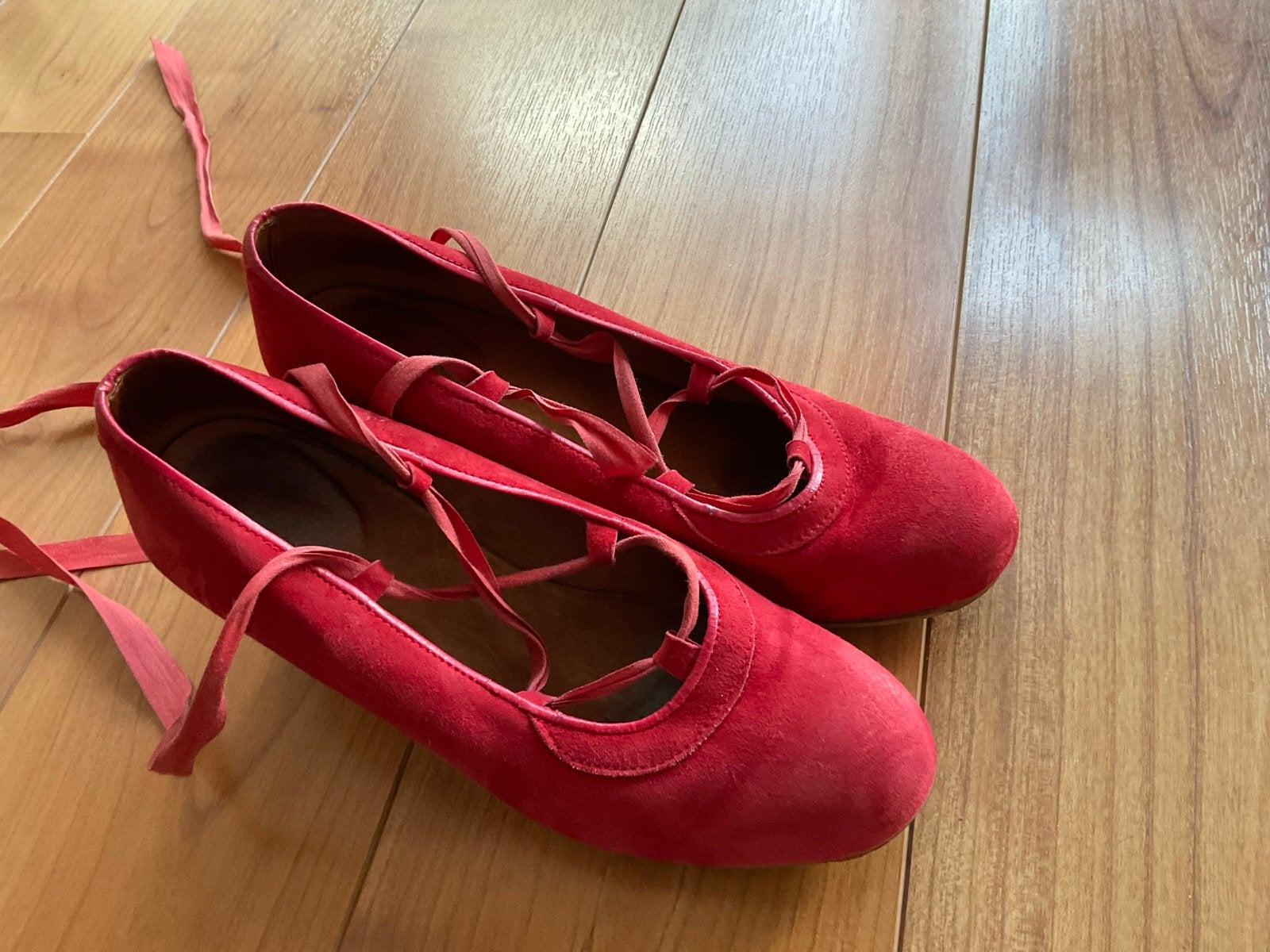 Rode schoenen voor flamenco dans, dansschoenen, Maat 39, Ophalen of Verzenden, Schoenen met hoge hakken, Gedragen, Rood