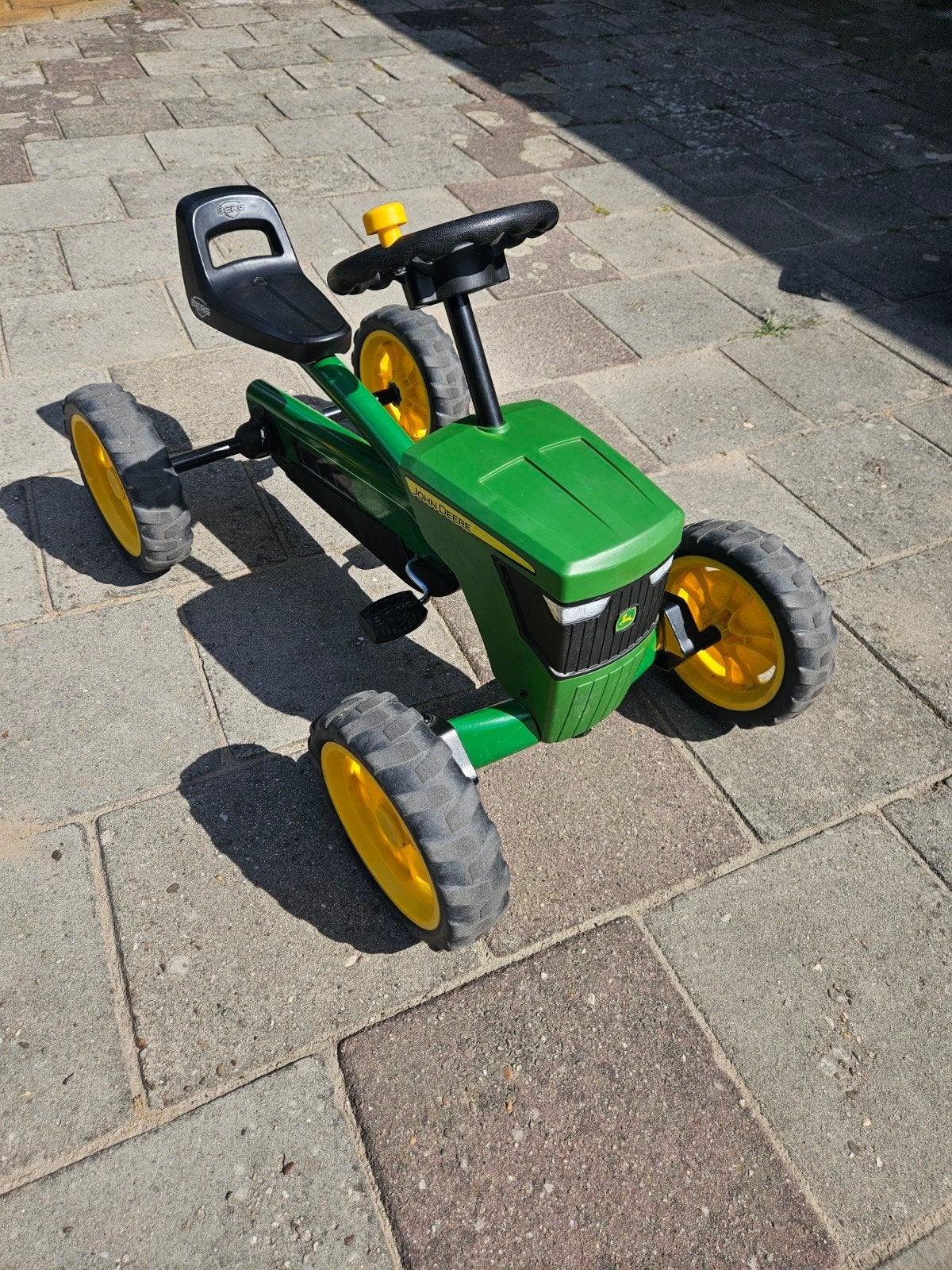 Berg Buzzy John Deere skelter, Kinderen en Baby's, Speelgoed | Buiten | Skelters, Ophalen, Gebruikt, Berg
