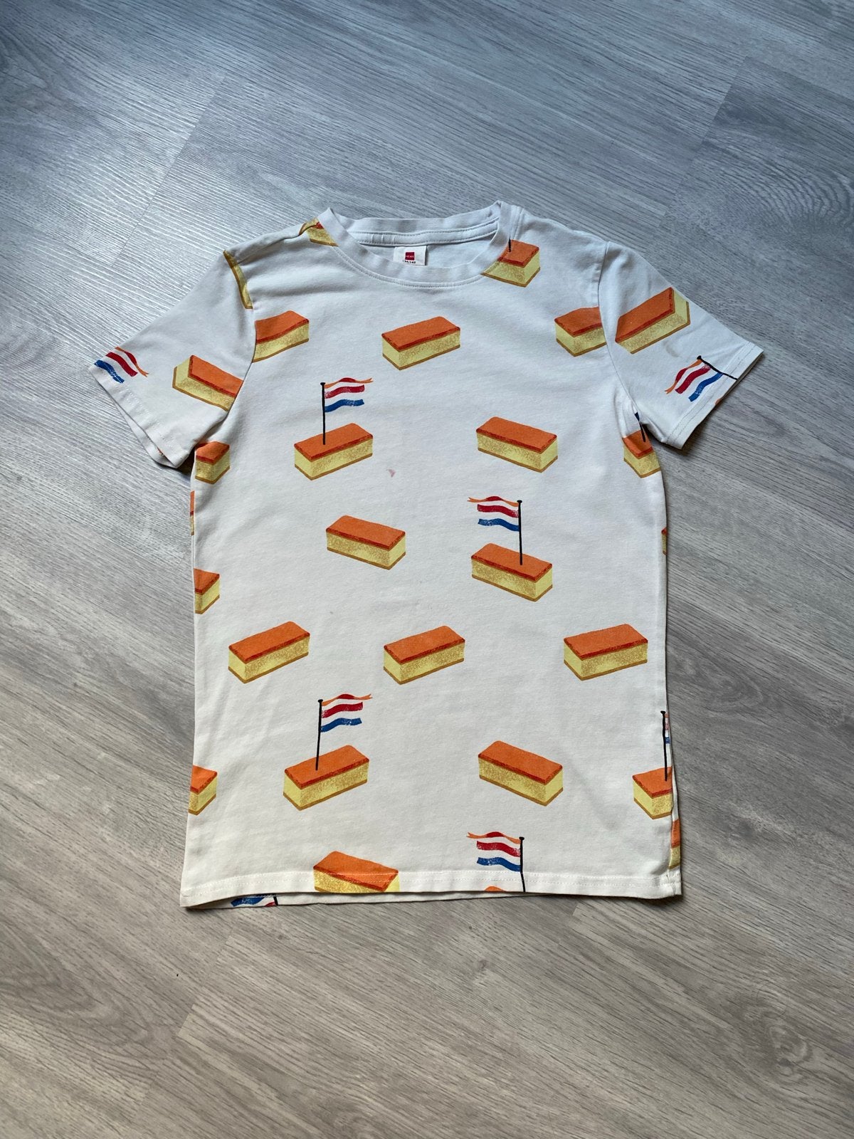 Oranje Tompouce t-shirt, Ophalen of Verzenden, Gebruikt, Jongen of Meisje, Shirt of Longsleeve