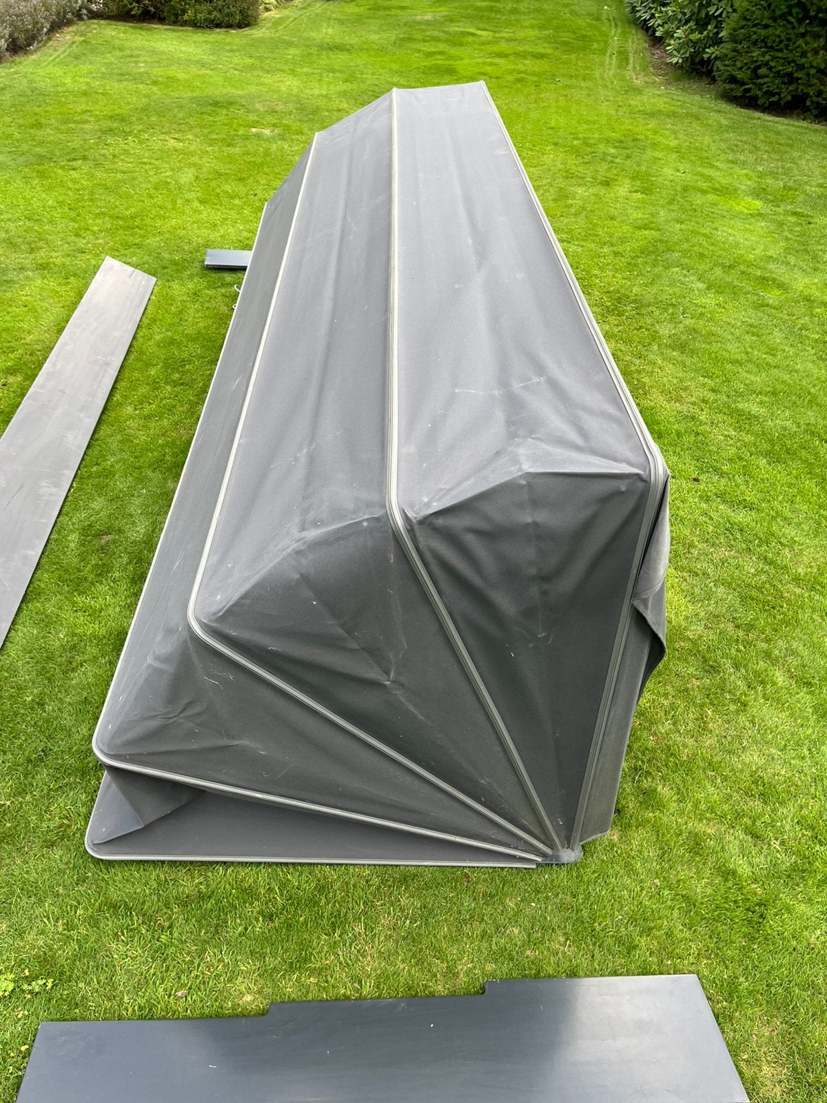 Zonwering, markies, luifel, Ophalen, Gebruikt, Markies, 250 cm tot 450 cm