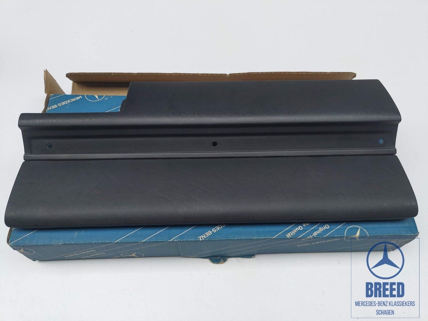 NOS deksel handschoenenkastje zwart voor Mercedes-Benz W124, -, Nieuw, Ophalen of Verzenden, -