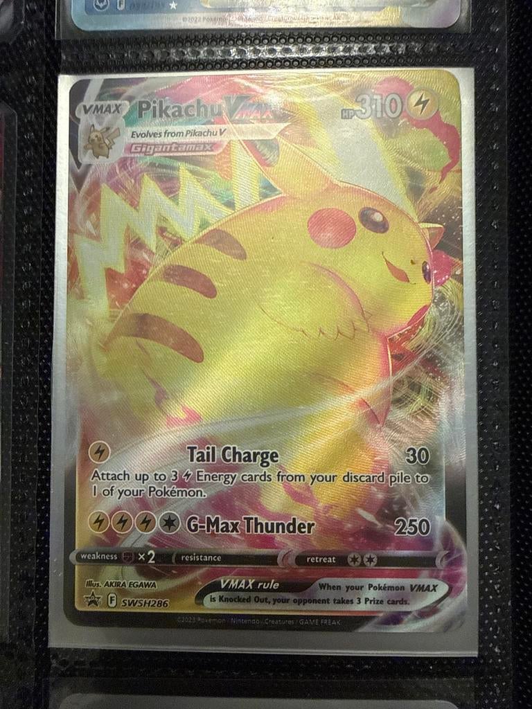 Pikachu VMAX Pokémon kaart SWSH286, Hobby en Vrije tijd, Verzamelkaartspellen | Pokémon, Ophalen of Verzenden, Zo goed als nieuw