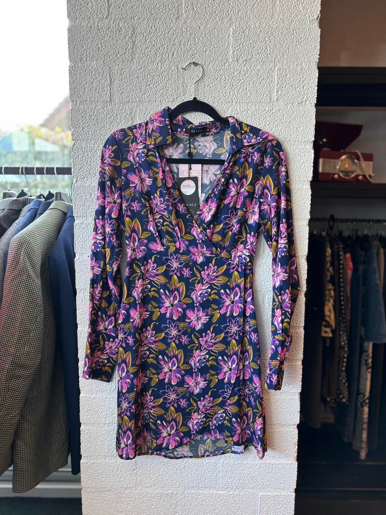 Ydence jurk maat XS bloemen, Kleding | Dames, Jurken, Paars, Nieuw, Ophalen of Verzenden, Maat 34 (XS) of kleiner