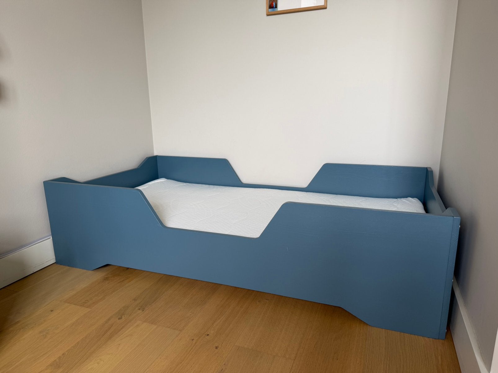 Peuterbed FLO van Petit Puk, Ophalen, Eenpersoons, Blauw, 190 cm of minder