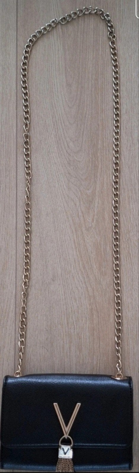 Valentino schoudertasje zwart met gouden ketting, Ophalen of Verzenden, Gebruikt, Zwart, Schoudertasje