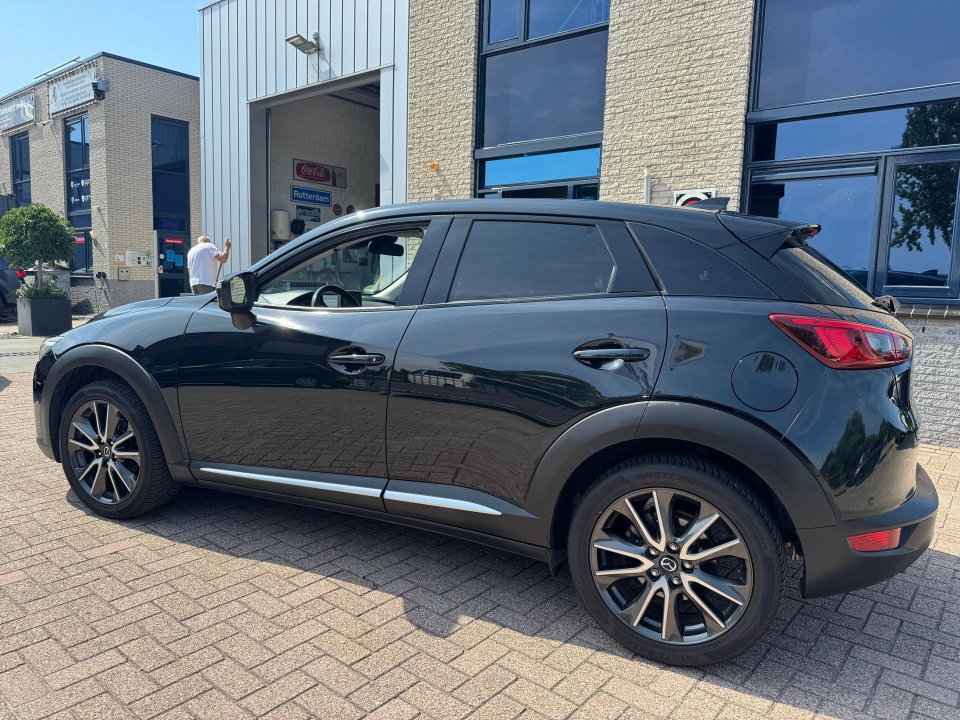 Mazda CX-3 2.0 SkyActiv-G 120 GT-M- automaat-leer-headup, 1998 cc, 4 cilinders, Zwart, Leder