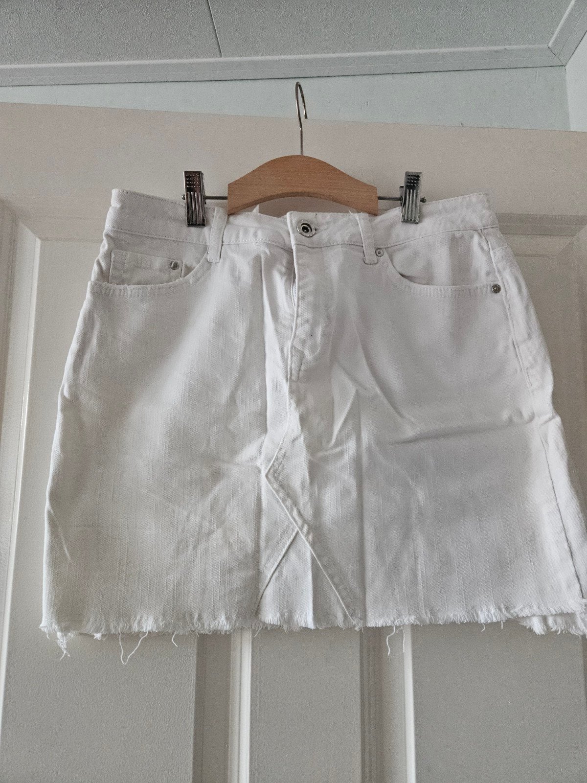 Wit mini spijkerrokje mt L, Kleding | Dames, Maat 38/40 (M), Anti Blue, Wit, Ophalen of Verzenden