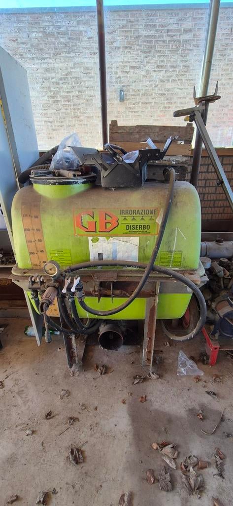 Trekkergedragen spuitmachine - Gewasbescherming, Ophalen of Verzenden, Gebruikt