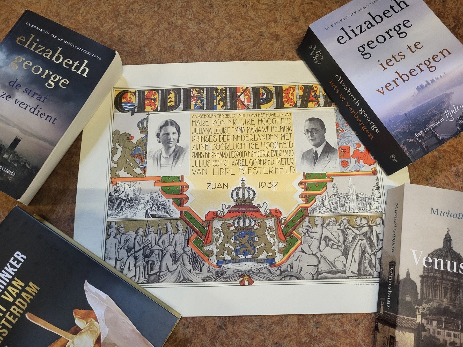 Een gedenkplaat prent van het koninklijk huwelijk, Ophalen of Verzenden, Voor 1940, Overige onderwerpen