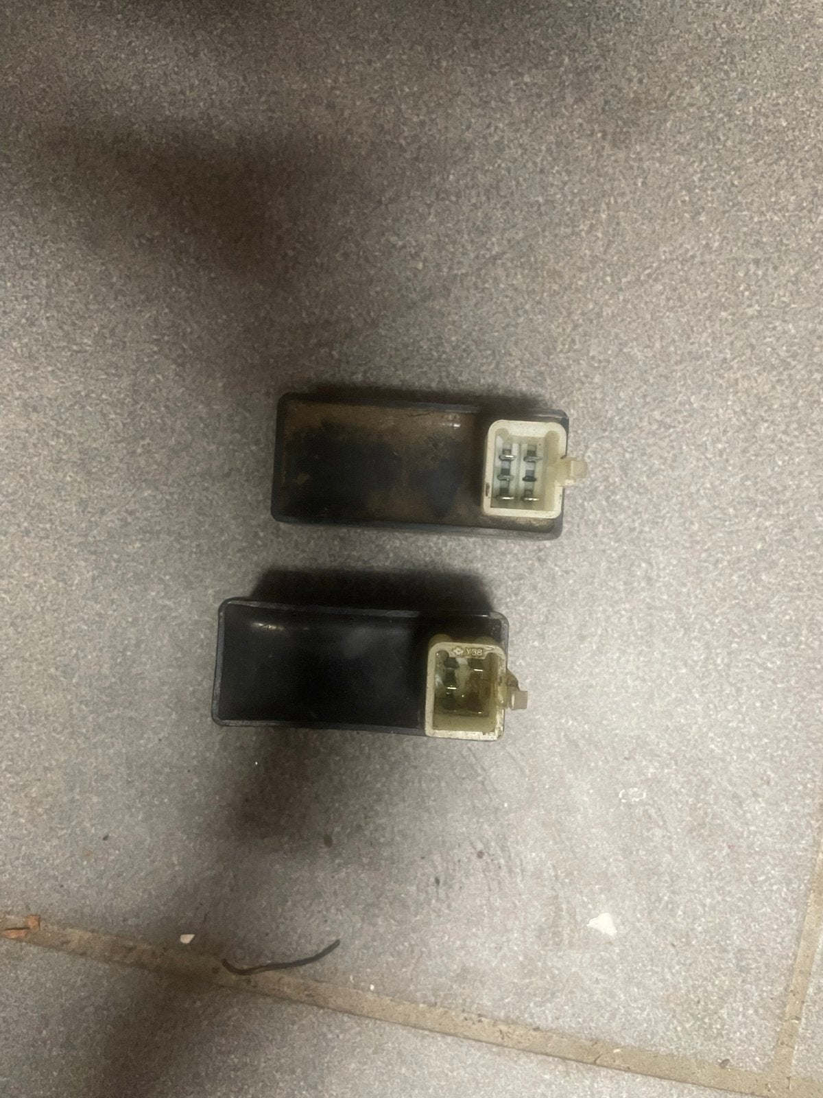2x 5-pins CDI voor 2-takt scooters (begrensd/onbegrensd), Ophalen of Verzenden, Gebruikt, Overige typen, Peugeot