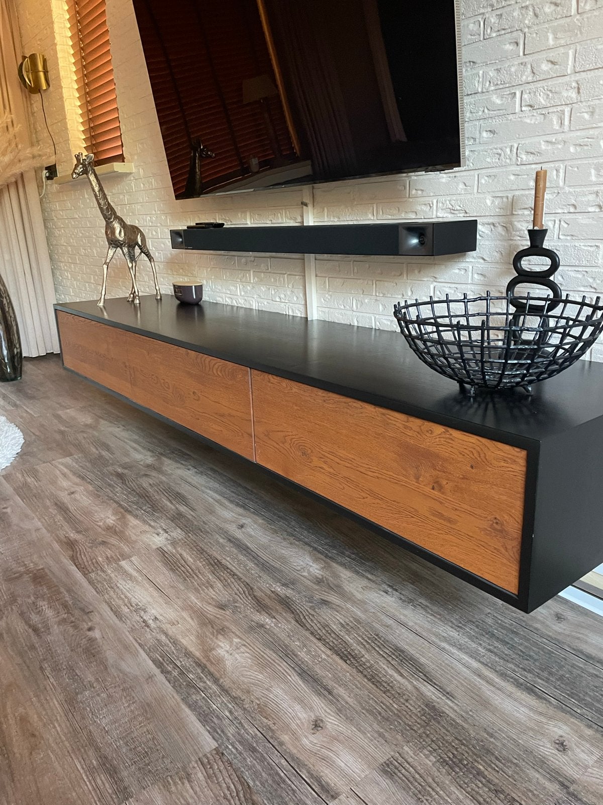 Zeer Mooi en Solide TV Wandmeubel 240 x 53 cm, Ophalen, Zo goed als nieuw, 200 cm of meer, Minder dan 100 cm
