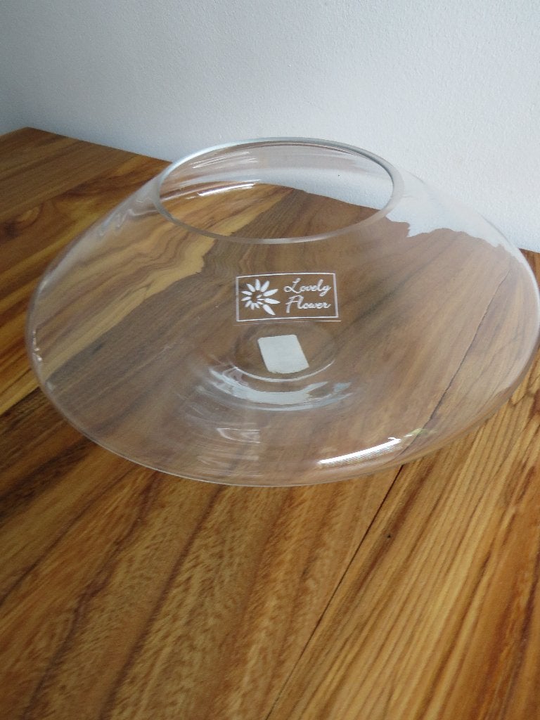 Vaas van glas vorm ufo, merk Lovely Flowers, Ophalen of Verzenden, Zo goed als nieuw, Transparant, Glas