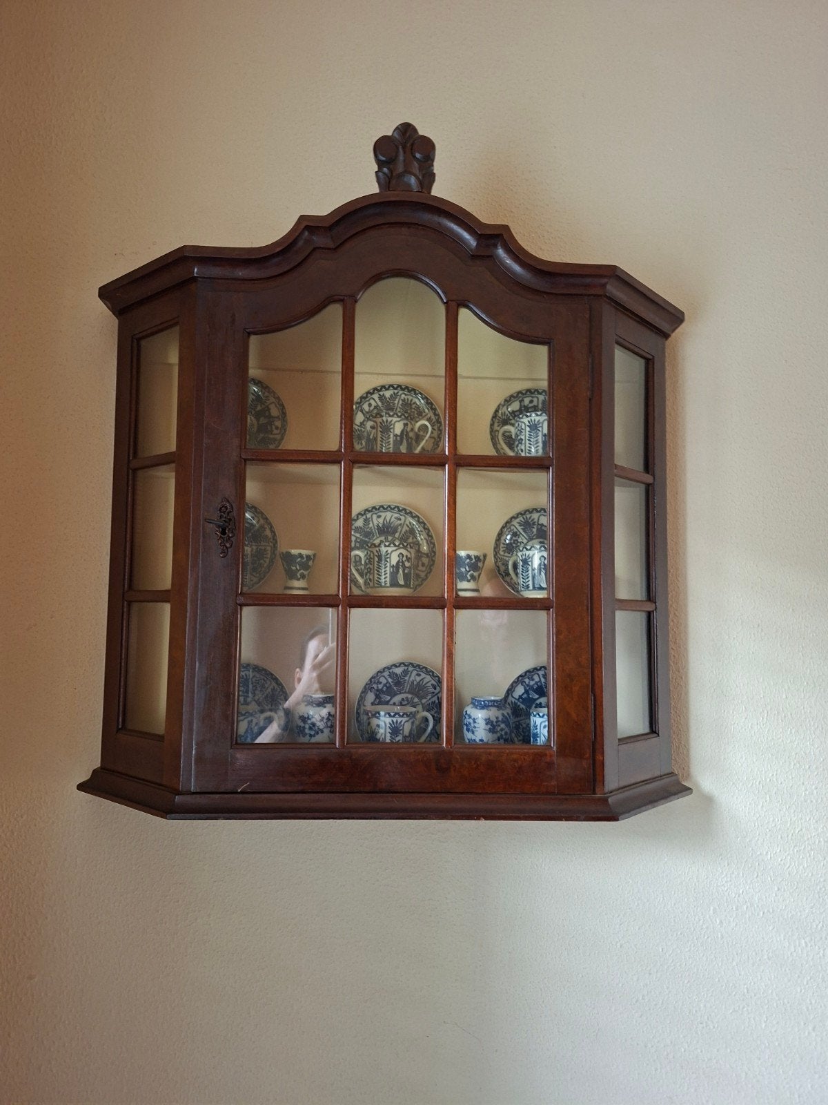kastje met servies, Antiek en Kunst, Antiek | Meubels | Kasten, Ophalen