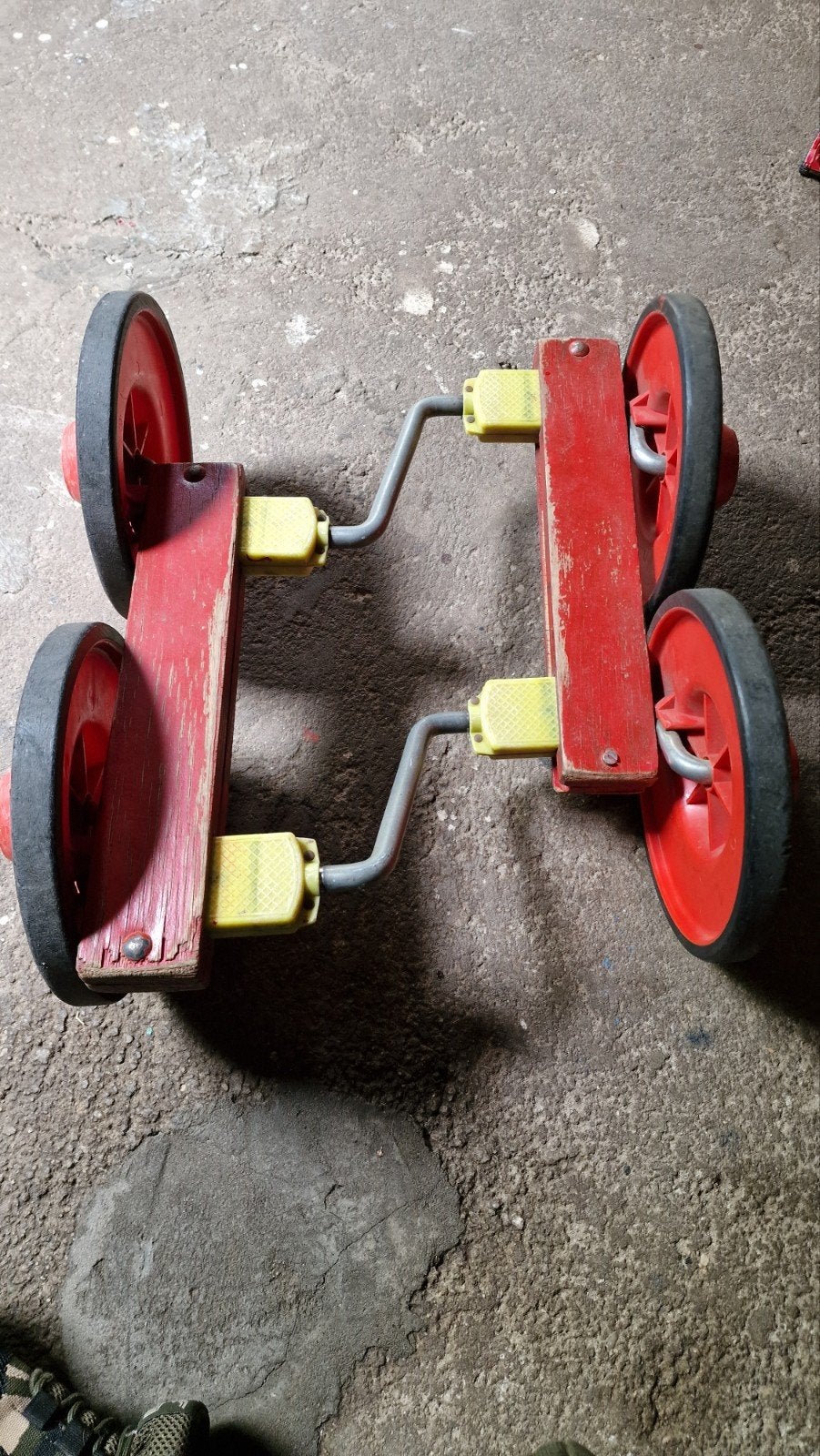 Vintage houten loopwagen met rode wielen, Ophalen of Verzenden, Gebruikt