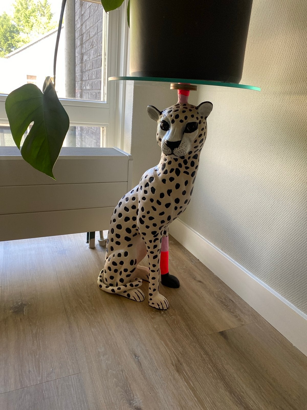 Unieke Panter Bijzettafel - Kunstzinnig en Stijlvol, Overige materialen, Minder dan 55 cm, Gebruikt, Overige vormen