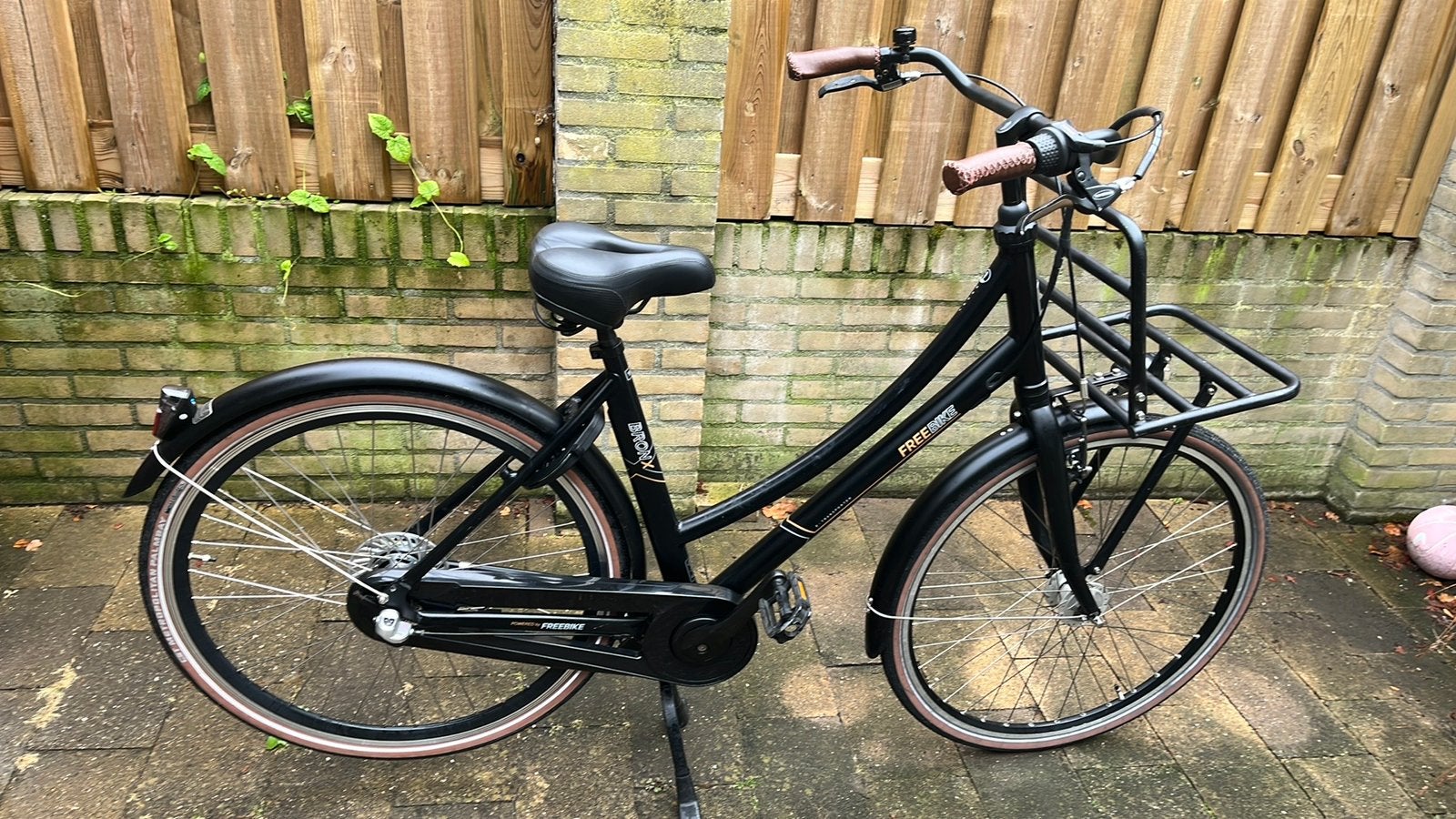 Te koop stevige schoolfiets freebike., Fietsen en Brommers, Ophalen of Verzenden, Zo goed als nieuw, Overige merken, Versnellingen
