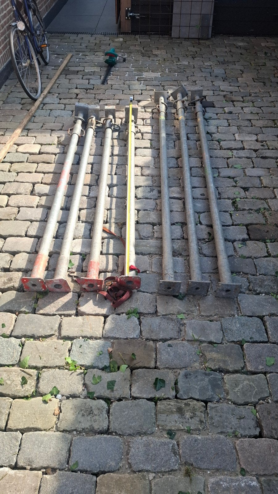 Stalen stutpalen / bouwstempels - 200 cm 250 cm, Doe-het-zelf en Verbouw, Ophalen, Gebruikt, Overige typen, 2 tot 5 meter