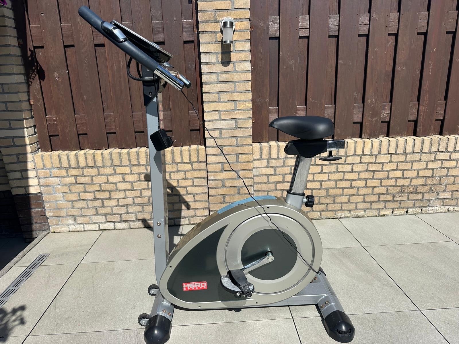 Hero Sports Hometrainer - Zo goed als nieuw, Ophalen, Zo goed als nieuw, Metaal, Benen
