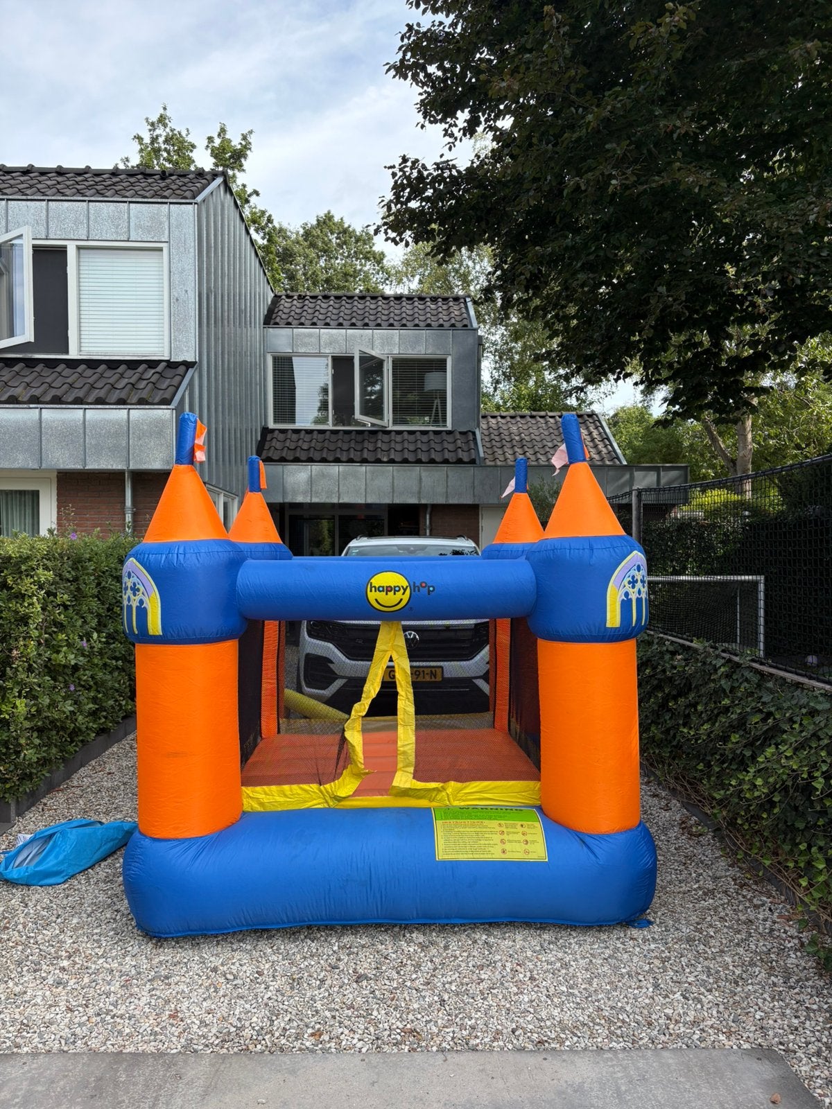 Happyhop opblaasbaar luchtkasteel, Ophalen, Zo goed als nieuw