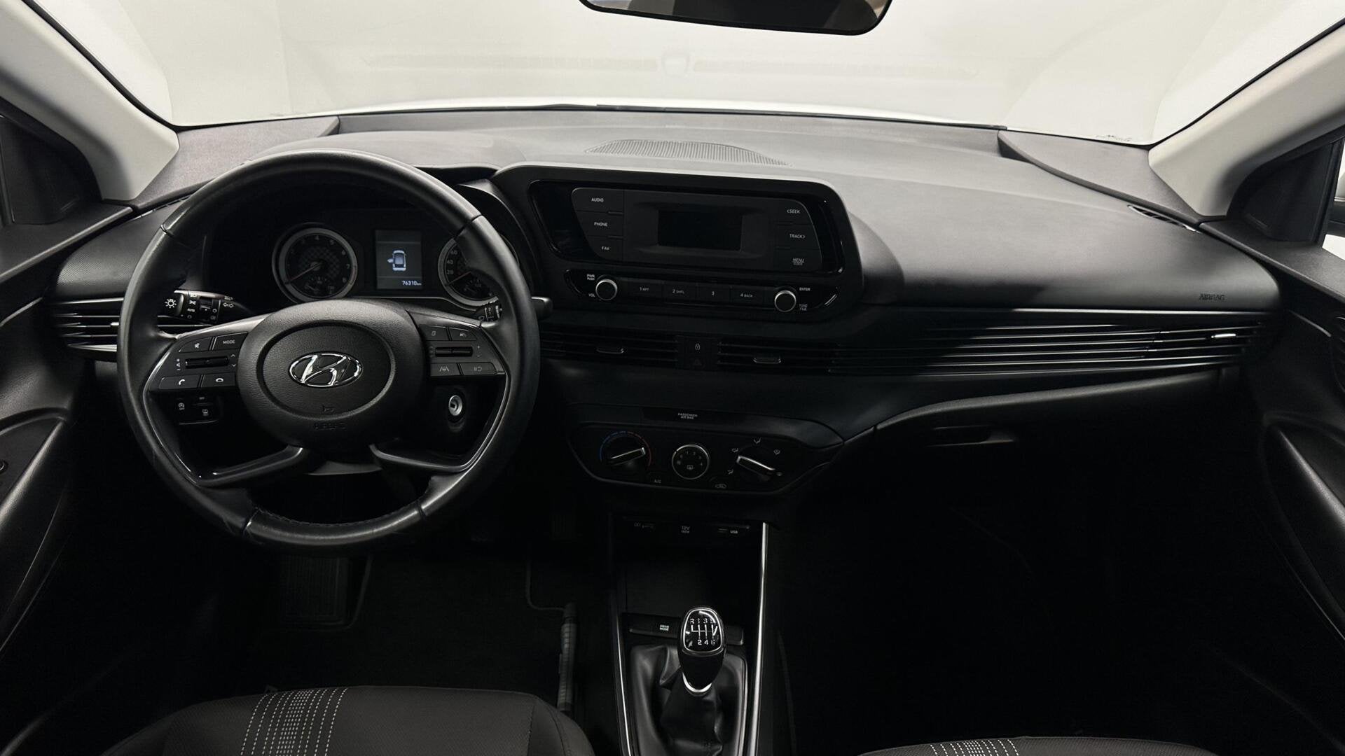 Hyundai Bayon 1.0 T-GDI Comfort DAB LED AIRCO CRUISE., Auto's, Voorwielaandrijving, Gebruikt, 116 pk, Origineel Nederlands