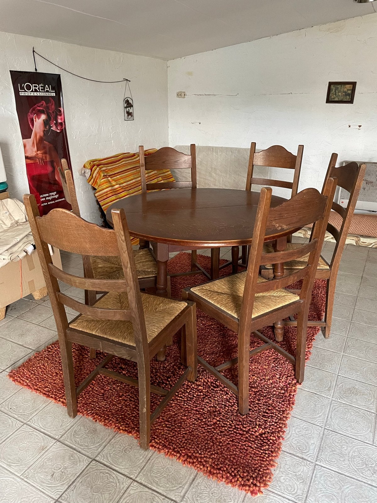 Uitschuifbare eettafel met 6 rieten stoelen en 2 tapijten, Ophalen, Gebruikt, Rond, Vijf personen of meer