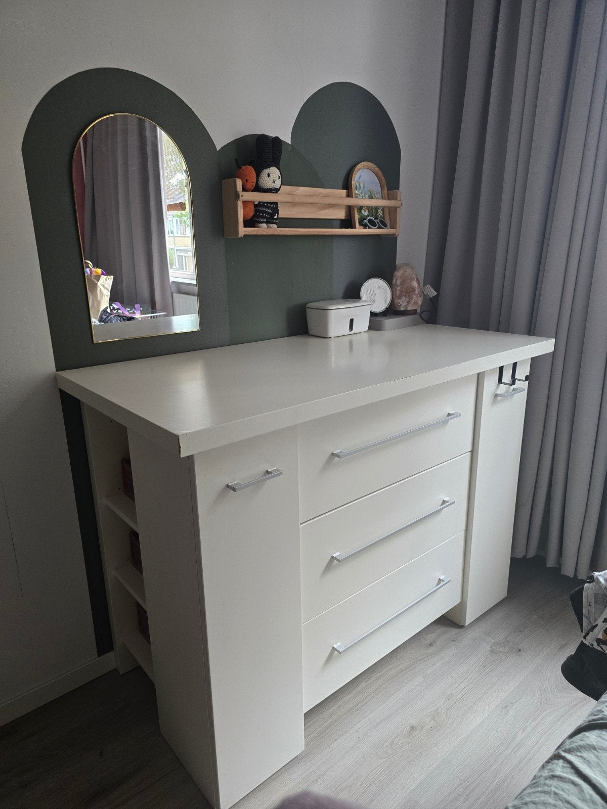 Commode met veel opbergruimte, 130x65x94.5 cm, Ophalen, Gebruikt, 50 tot 70 cm, 100 cm of meer