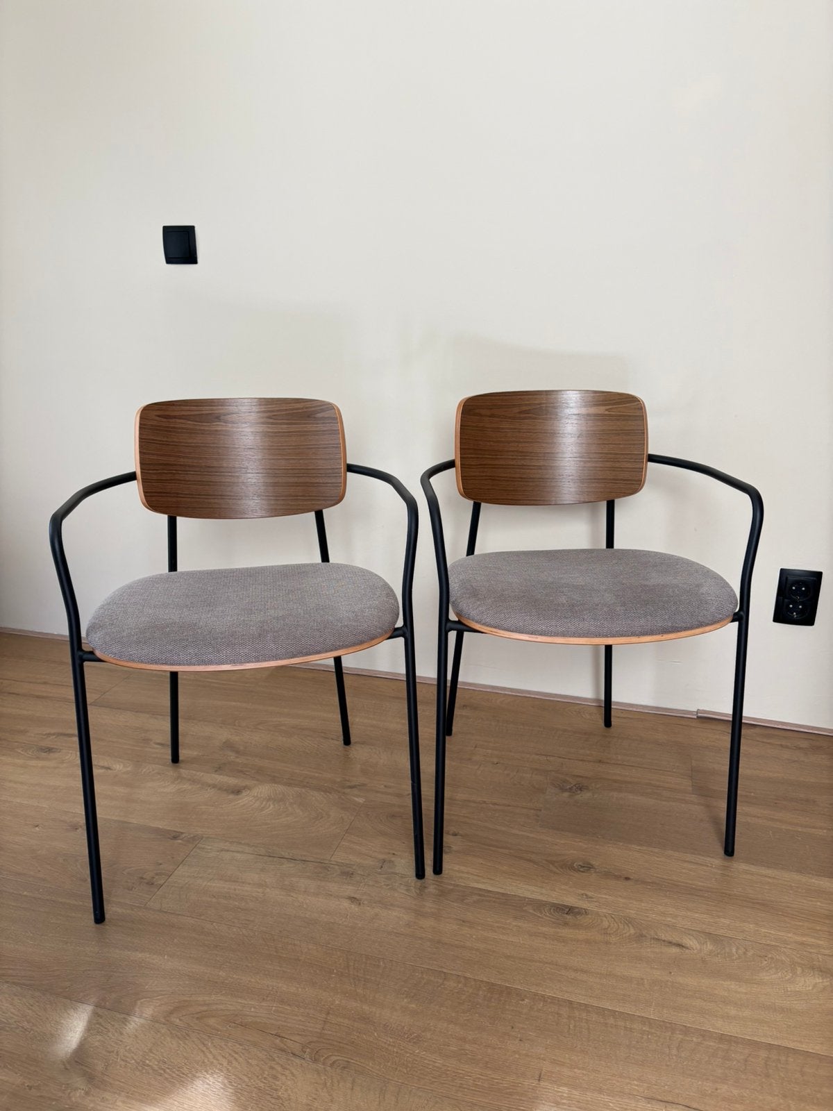 2x dining chairs Kave home Maureen, plywood, upholstered, Ophalen, Twee, Zwart, Metaal