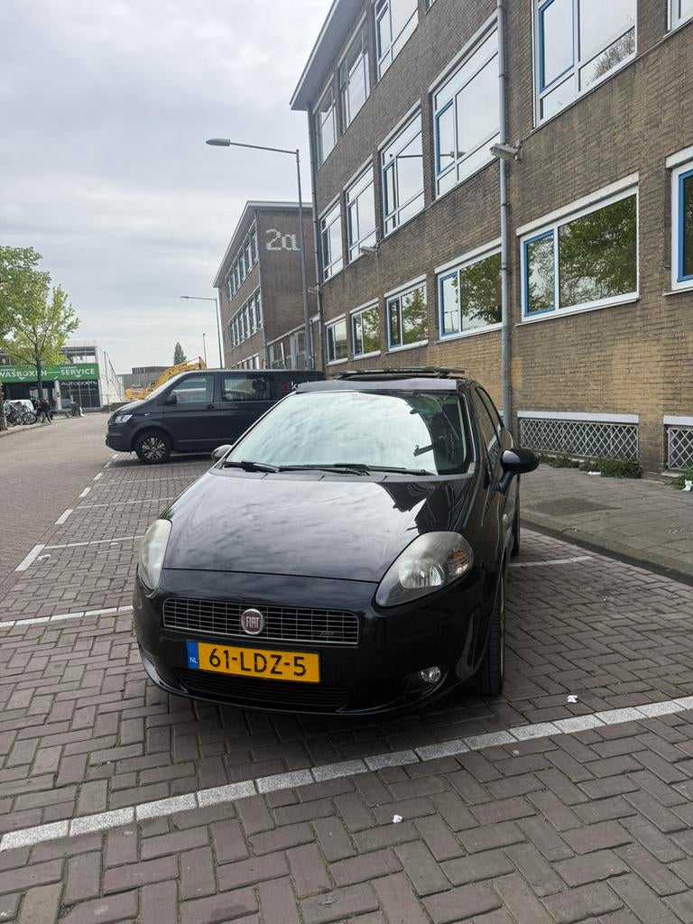 Fiat Grande Punto 1.4 T-Jet 2010 120 pk Vol opties!, Auto's, Voorwielaandrijving, Euro 5, 1145 kg, Zwart