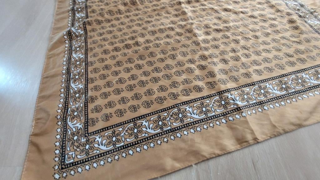 Te koop sjaal, Ophalen of Verzenden, Zo goed als nieuw, Maat 46/48 (XL) of groter, Sjaal