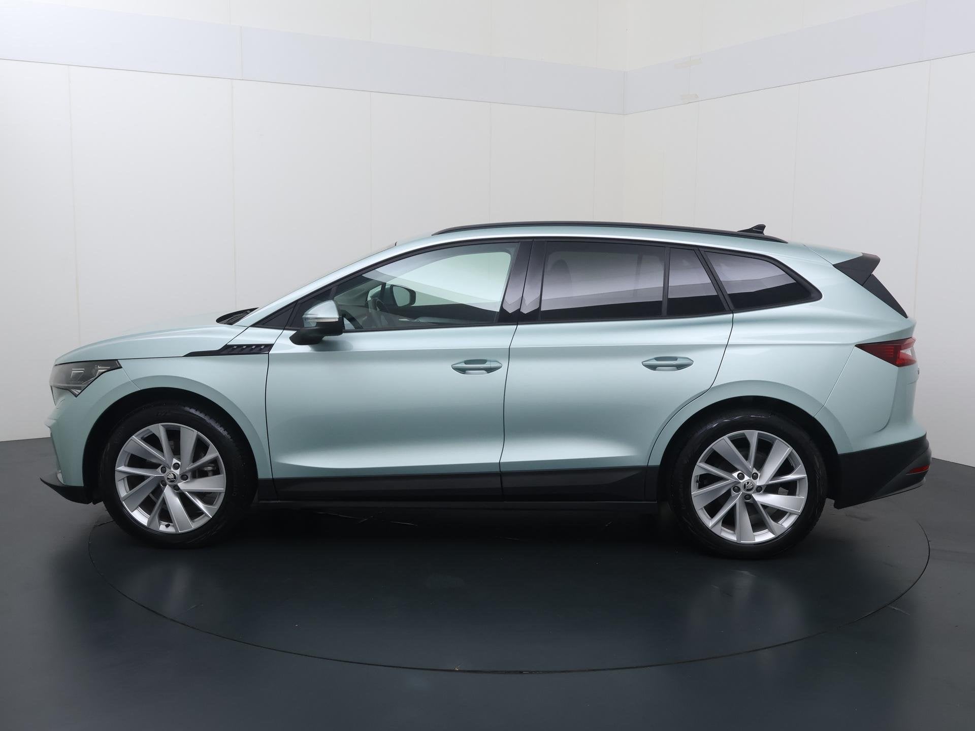 Skoda Enyaq iV 60 | 180 PK | SoH 90% | Cruise control | Clim, Achterwielaandrijving, Gebruikt, Leder en Stof, Origineel Nederlands