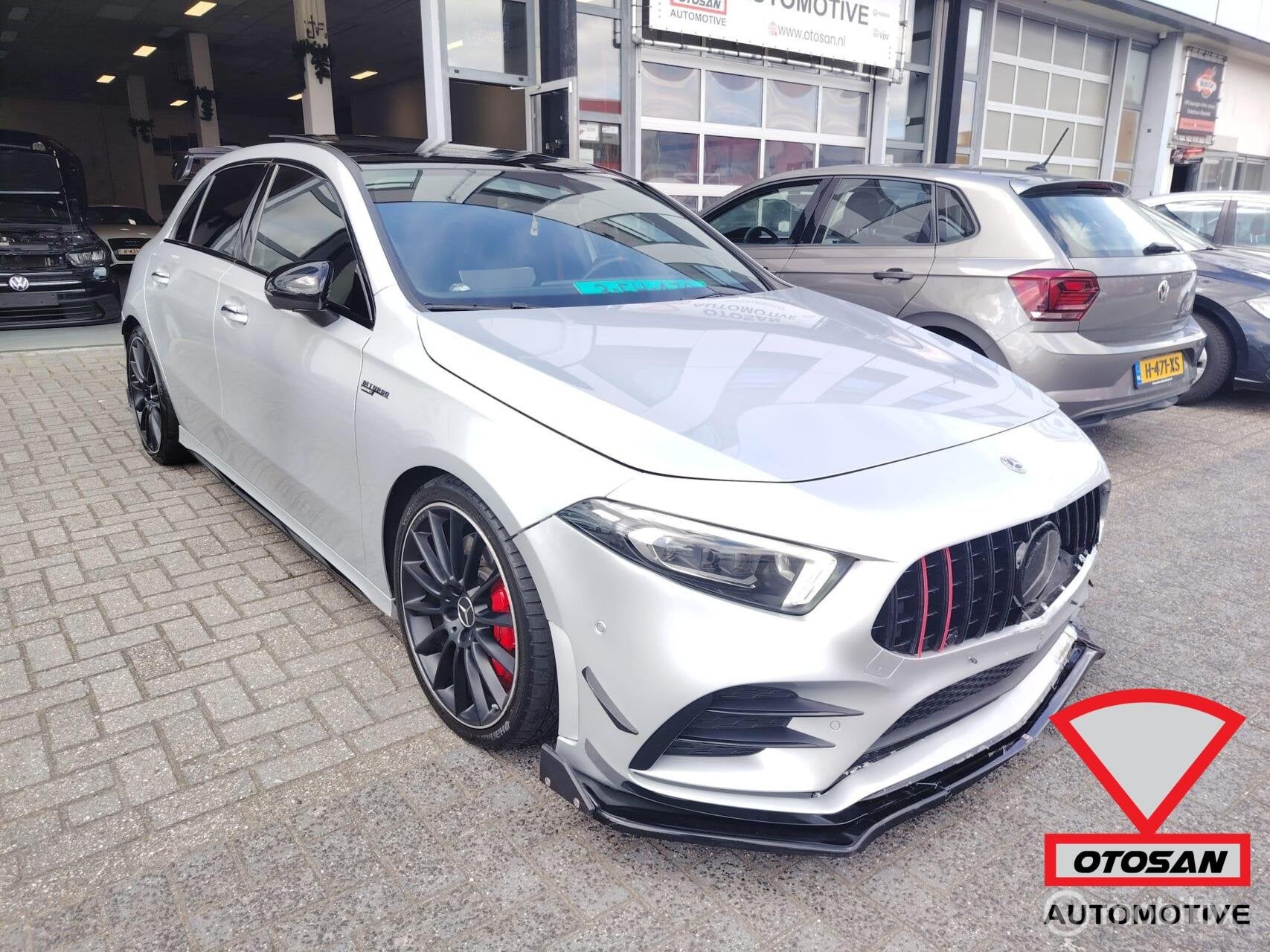 Mercedes A-klasse AMG 35 4MATIC A45S Pano Burmester 360camer, Auto diversen, Schadeauto's, Automaat, Mercedes-Benz, Benzine, Hatchback