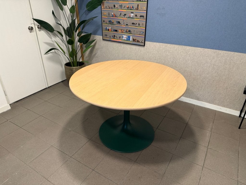 Artifort | Clarion | Eetkamertafel 120 cm | 1x, Niet ingevuld, Ophalen of Verzenden, Zo goed als nieuw, Niet ingevuld