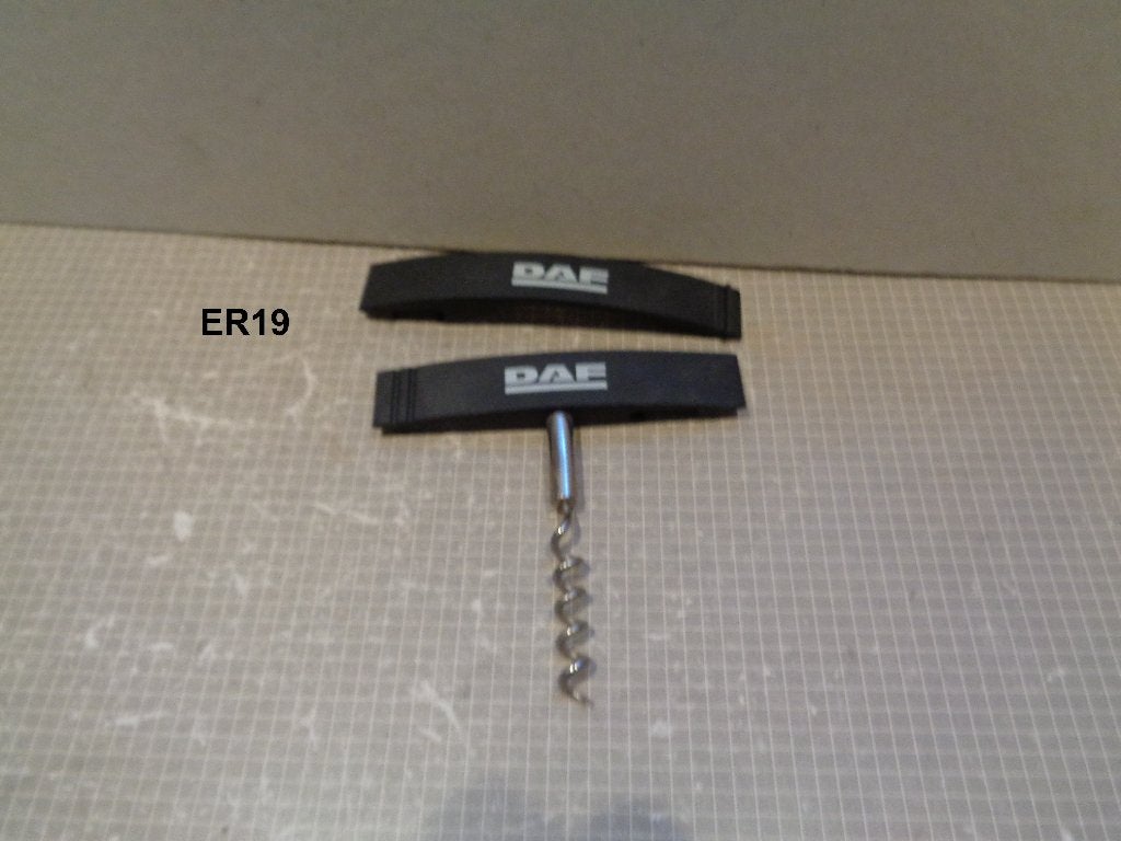 daf trucks opener set, Ophalen of Verzenden, Zo goed als nieuw, Bierglas