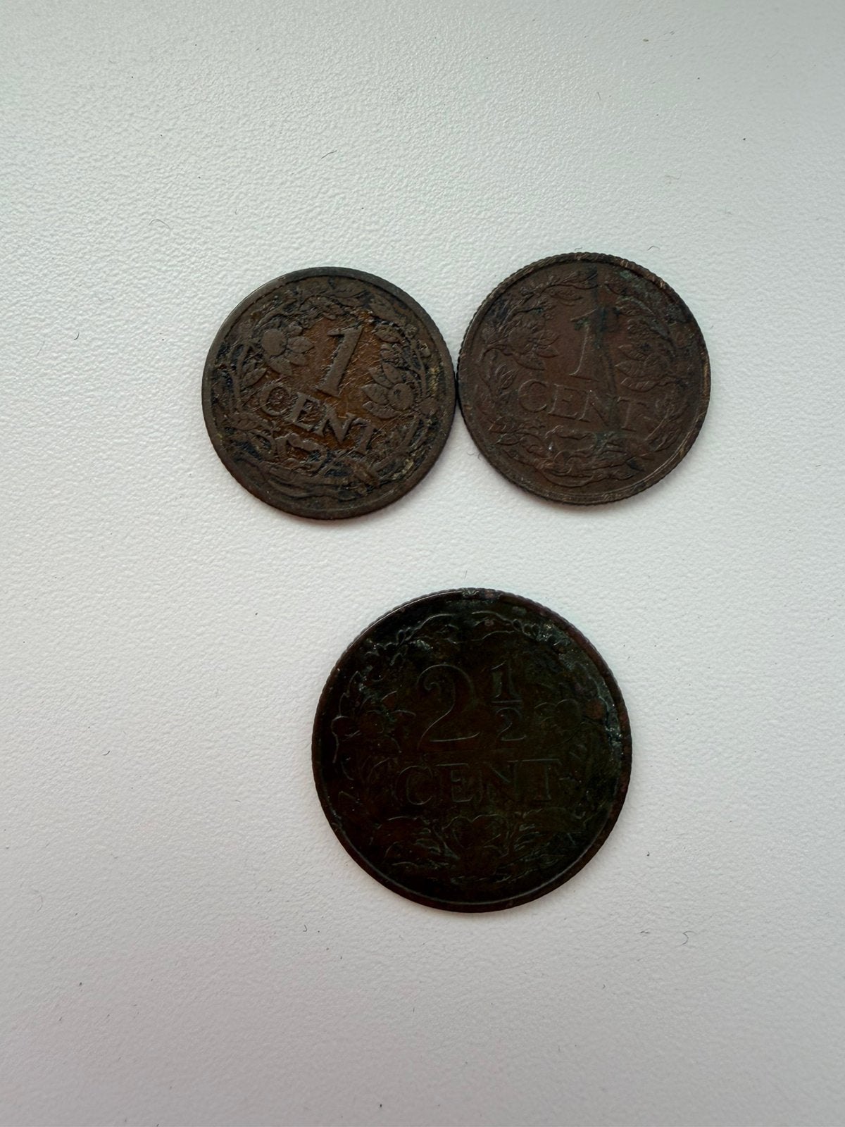 Cent 1916 en 1940, en 2 1/2 cent 1916, Postzegels en Munten, Munten | Nederland, Ophalen of Verzenden, Koningin Wilhelmina, Overige waardes