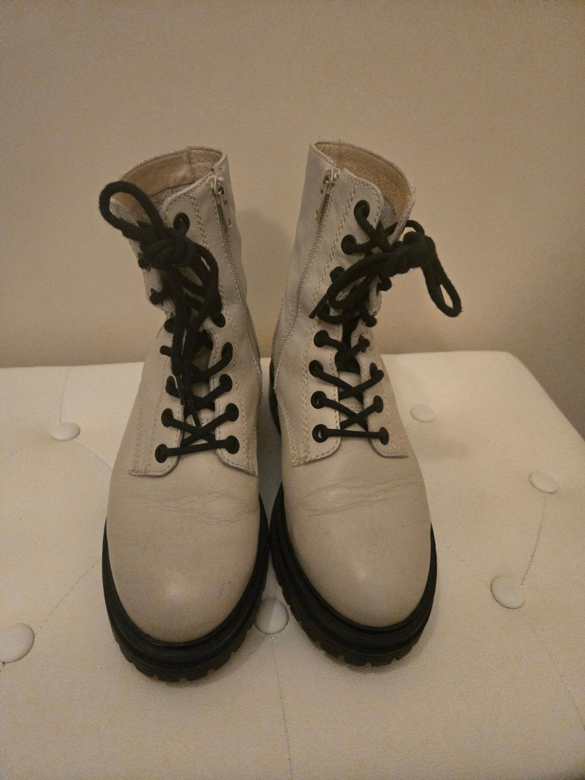 Leren laarsjes off-white maat 36, Wit, Lage of Enkellaarzen, Ophalen of Verzenden, Gedragen