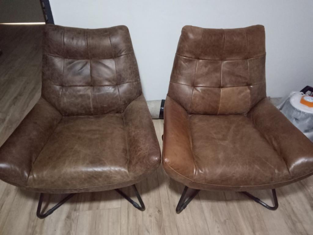 Eleonora fauteuil Pedro. Echt leer. 2 verschillende kleuren., Ophalen, Zo goed als nieuw, Industrieel, 50 tot 75 cm