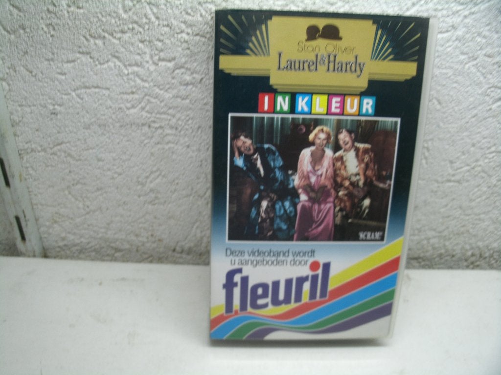 vhs 64a ;laurel en hardy in kleur, Alle leeftijden, Ophalen of Verzenden, Zo goed als nieuw, Komedie