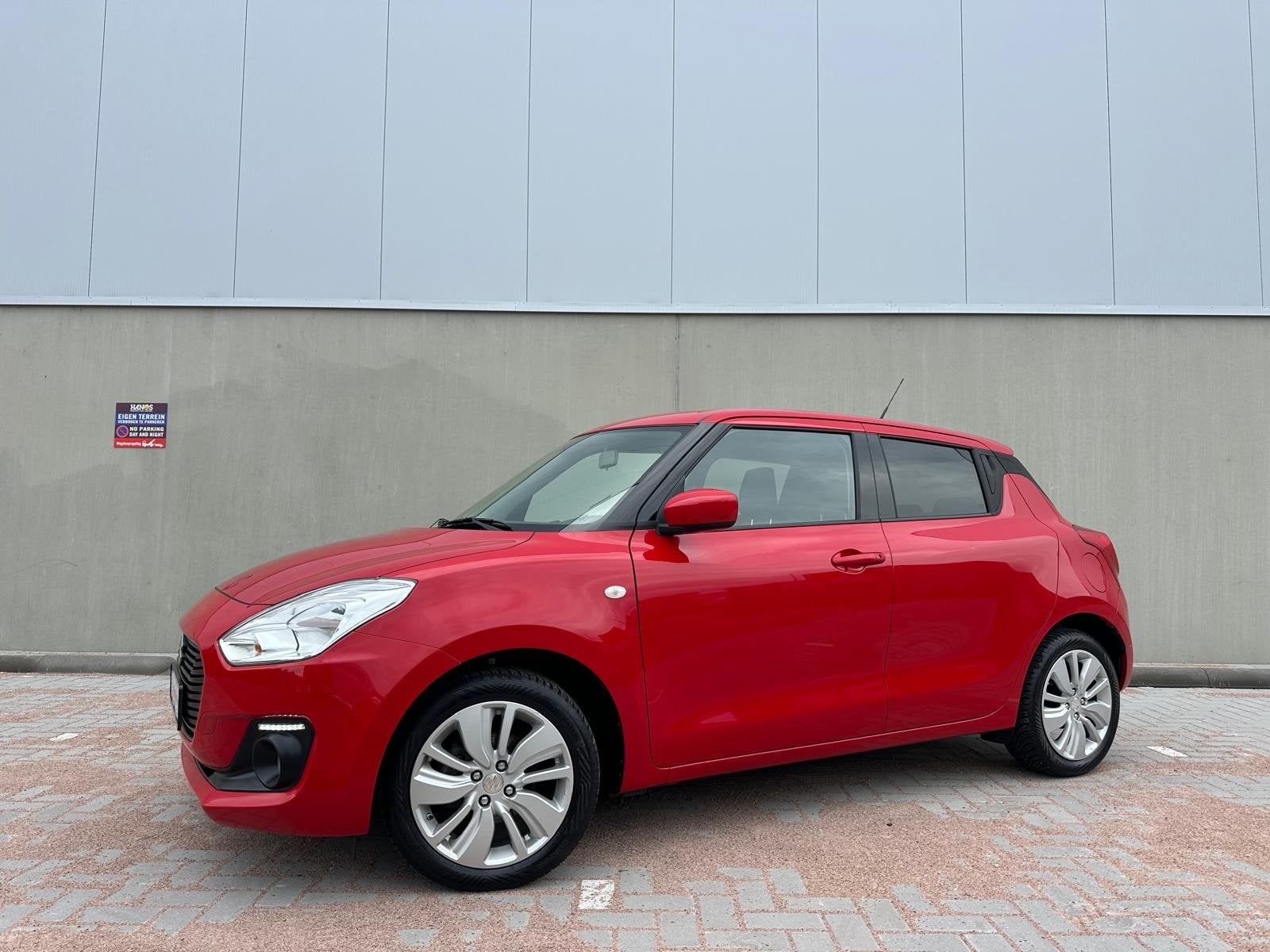 Suzuki Swift 1.2 Comfort Navigatie, Camera, Airco, Elec.pakk, Voorwielaandrijving, Stof, Gebruikt, 4 cilinders