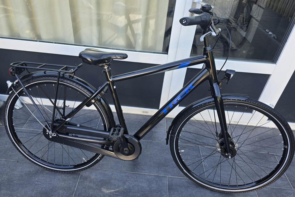 Trek L200 zwart, Versnellingen, Zo goed als nieuw, 53 tot 57 cm, Ophalen