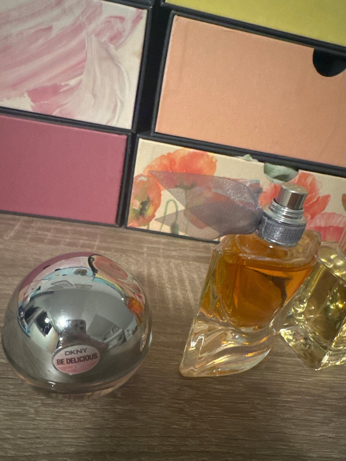 4 Parfums: La Vie Est Belle, Zara, Jardin Bohème, DKNY, Ophalen of Verzenden, Gebruikt