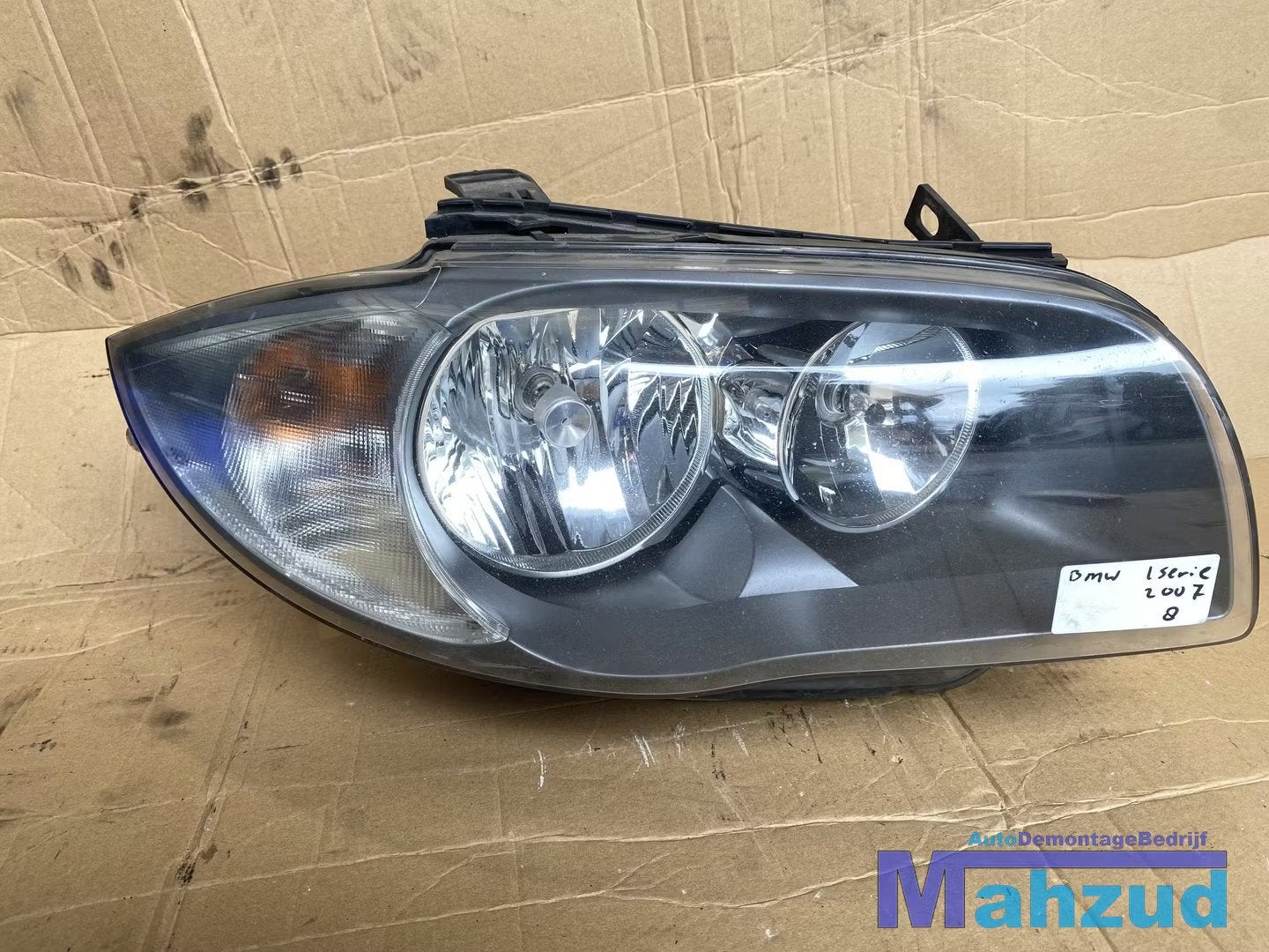 BMW 1 SERIE E81 E82 E87 Koplamp rechts (UK) (ENGELS), Petuelring 130
80788  Munich, DE, Gebruikt, Info@bmw.de, Ophalen of Verzenden