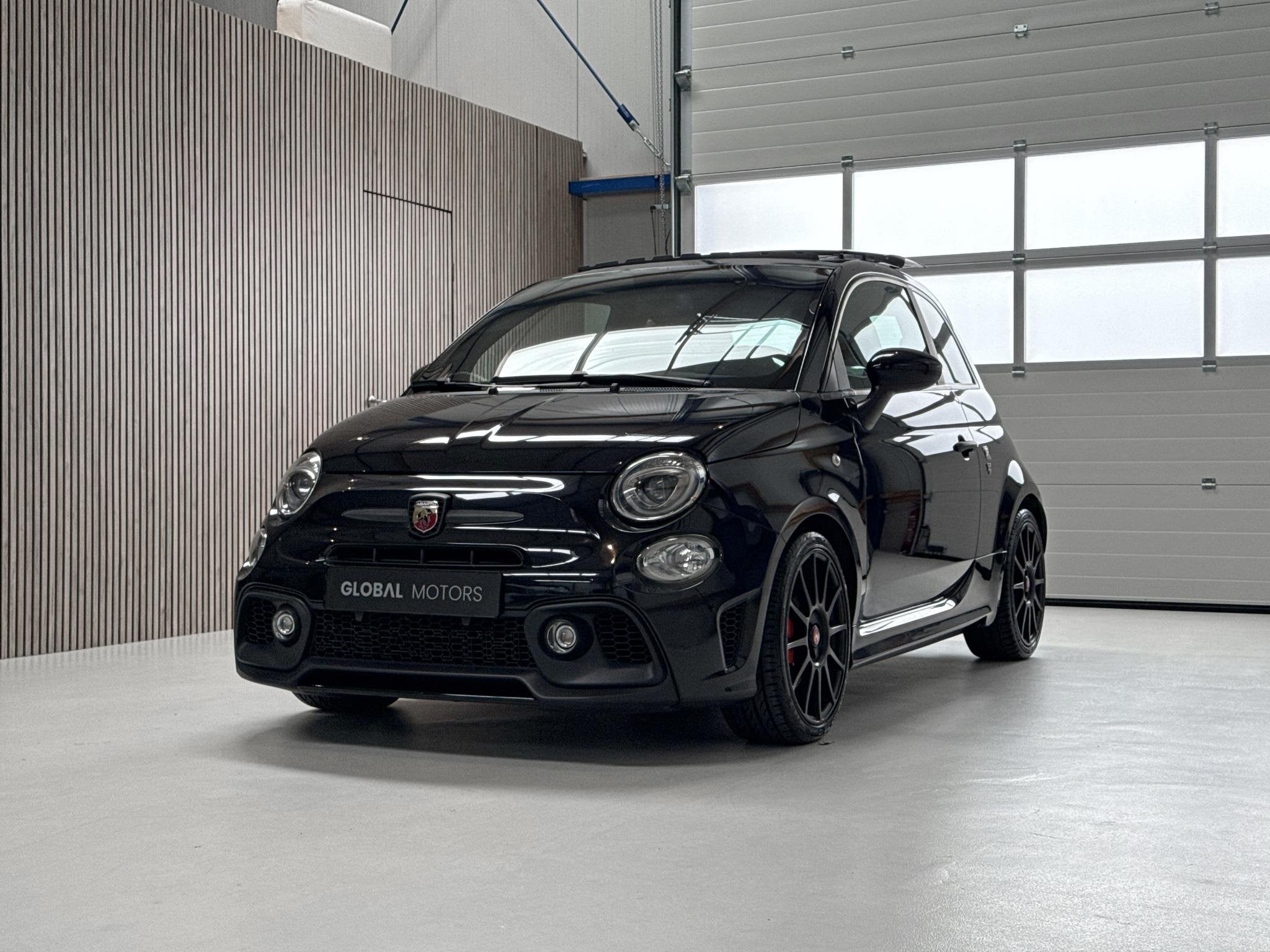 Abarth 595 1.4 T-Jet Competizione 180PK - CARBON SABELT STOE, Voorwielaandrijving, Gebruikt, Euro 6, 4 cilinders