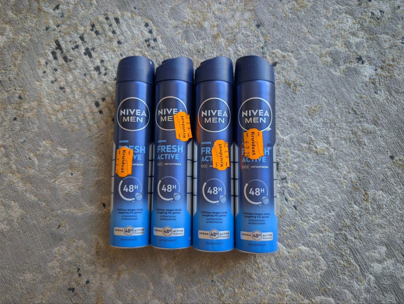 Nivea Men Fresh Active Deodorant Spray - 4 stuks, Sieraden, Tassen en Uiterlijk, Uiterlijk | Lichaamsverzorging, Ophalen of Verzenden