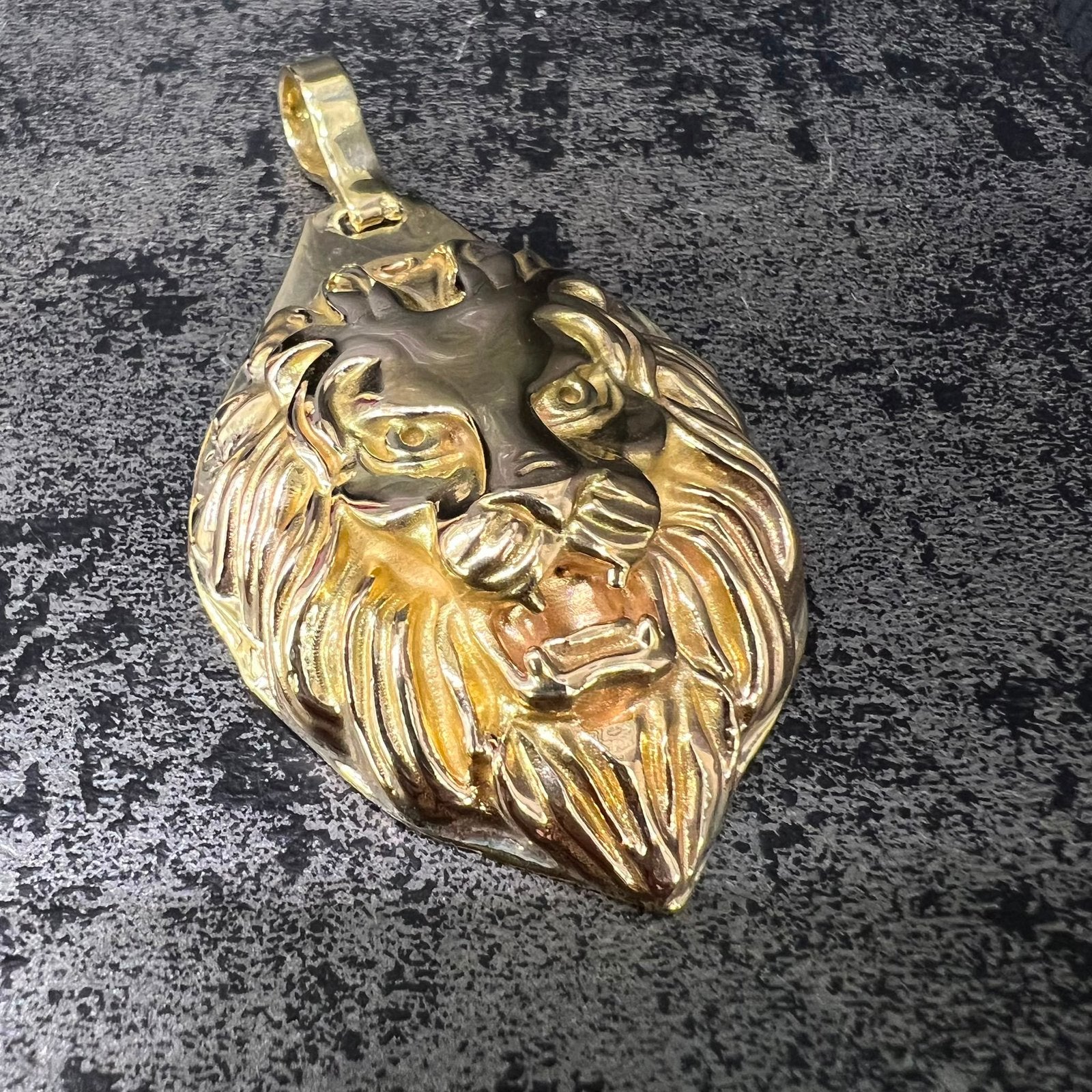 Prachtige 18k gouden massieve leeuwen kop hanger 48 gram, Ophalen of Verzenden, Nieuw, Goud